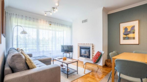 Infante Cozy 1BR w Parking by LovelyStay